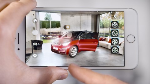 BMW i Visualizer App增强现实展示厅