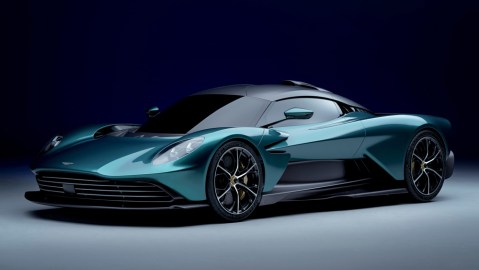 Hybrid Aston Martin Valhalla Supercar。